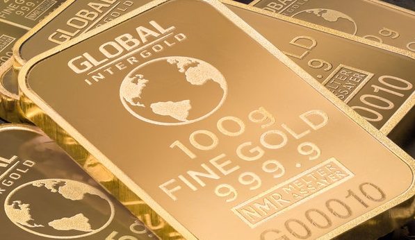 Gold Price Declines